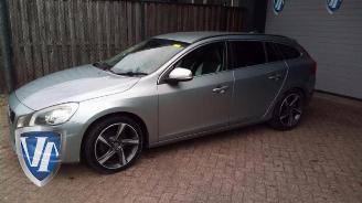 Uttjänta bilar auto Volvo V-60 V60 I (FW/GW), Combi, 2010 / 2018 1.6 DRIVe 2011/0