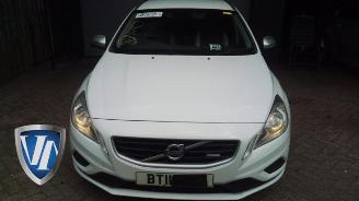 Auto da rottamare Volvo V-60 V60 I (FW/GW), Combi, 2010 / 2018 2.4 D5 20V 2011
