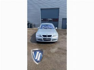 Coche siniestrado BMW 3-serie 3 serie Touring (E91), Combi, 2004 / 2012 320i 16V 2008/9