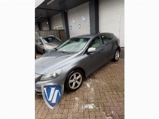 Volvo V-40 V40 (MV), Hatchback 5-drs, 2012 / 2019 2.0 D4 16V picture 2