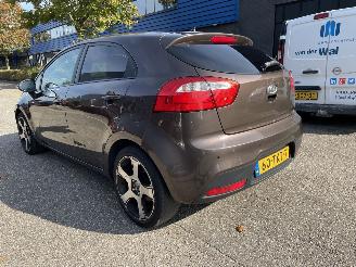 Vaurioauto  passenger cars Kia Rio 1.2 tdi 5drs 2012/6