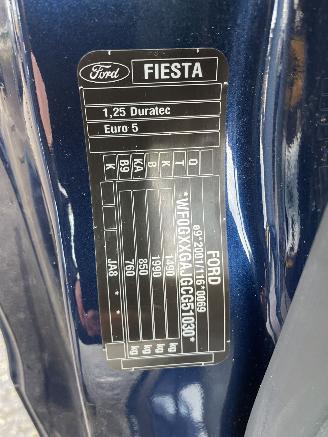 Ford Fiesta 1.2 titanium picture 16