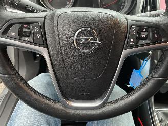 Opel Astra 1.4T Cosmo picture 14