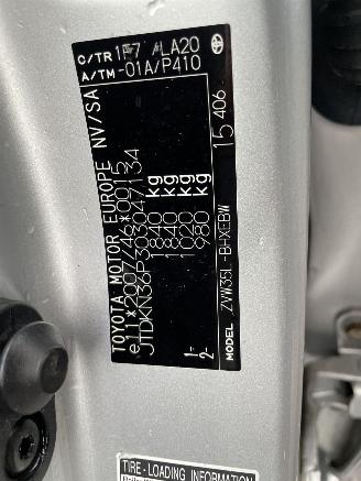 Toyota Prius 1.8 plug in hybrid picture 21