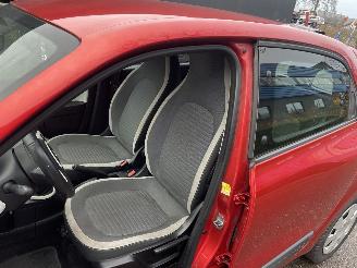 Renault Twingo 5drs airco picture 10