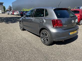 Schadeauto Volkswagen Polo 1.2 tsi 2010/6