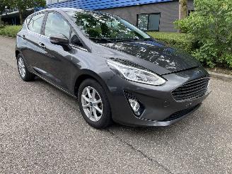 Ford Fiesta 5drs picture 2