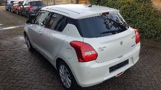 Suzuki Swift  picture 8