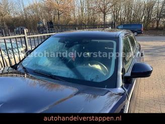 Land Rover Range Rover Velar Dynamic SE 2.0L SI 184KW picture 10