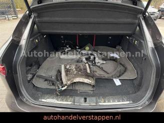 Jaguar F-Pace P400e R-DYNAMIC S AWD Pano picture 23