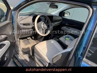 Fiat 500E 500 e La Prima 87KW  Cabriolet picture 18