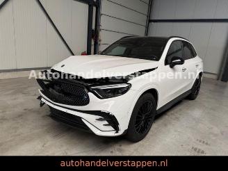 Vrakbiler bedrijf Mercedes GLC 300d 4Matic AMG Sport 9G-TRONIC Panorama 2024/4