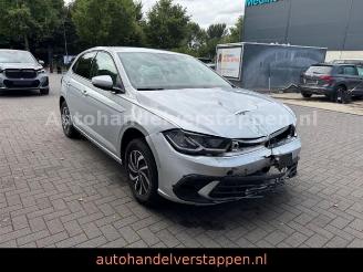 damaged passenger cars Volkswagen Polo VI Life 1.0 TSI 70KW 2025 DAB+ 2025/1