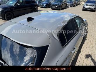 Peugeot 308 III Allure AUTO 96 kW Blue-HDI FAP picture 11