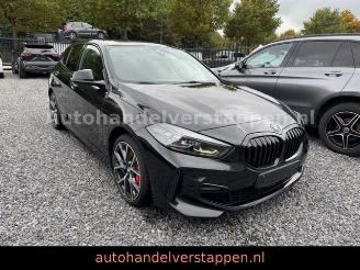 krockskadad bil auto BMW 1-serie  2024/7