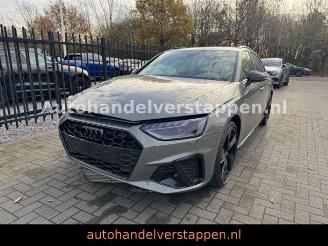 skadebil auto Audi A4 Avant 35 TFSI S line Plus Black Edition Pano 2023/5