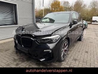 uszkodzony samochody osobowe BMW X5 xDrive 45 e M Sport Pano Air Leder Harman 2021/10