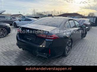 BMW 5-serie e M Sport Pro - Plug in Sedan Harman 220KW picture 2