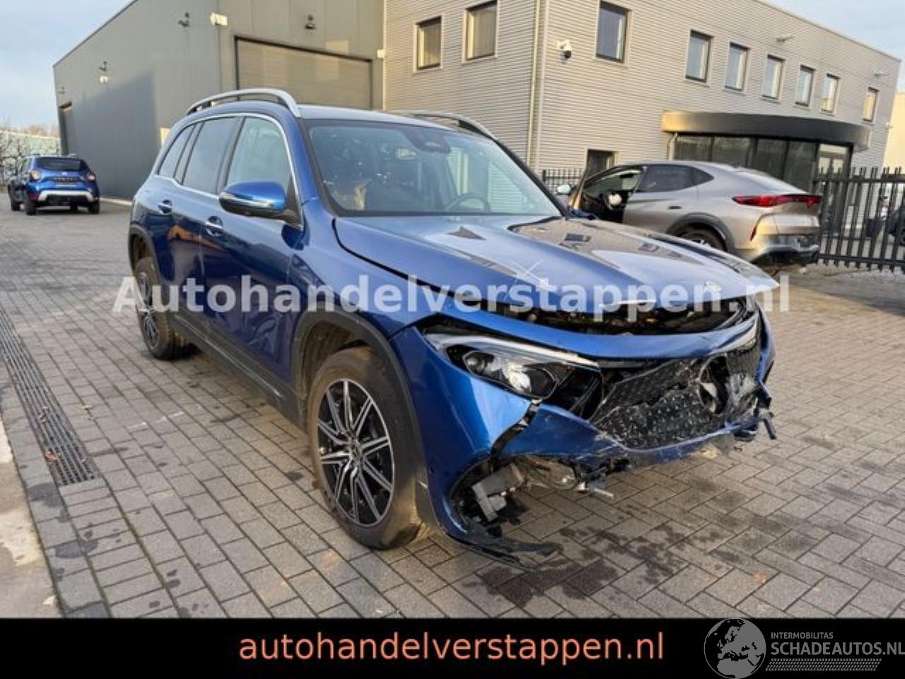 Mercedes EQB 250+ AMG SPORTPAKET 71KWH STAR EDITION