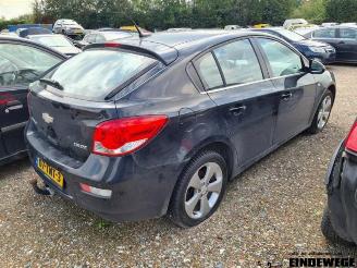 Chevrolet Cruze Cruze (305), Hatchback, 2010 / 2015 1.8 16V VVT picture 3