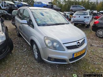 Démontage voiture Opel Zafira Zafira (M75), MPV, 2005 / 2015 2.2 16V Direct Ecotec 2007/11