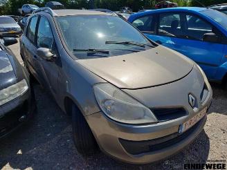 Dezmembrări autoturisme Renault Clio Clio III Estate/Grandtour (KR), Combi, 2007 / 2014 1.5 dCi 70 2008/6
