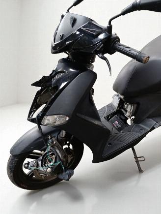 Kymco  125 AGILITY picture 9