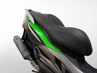 Kawasaki  J 300 picture 14