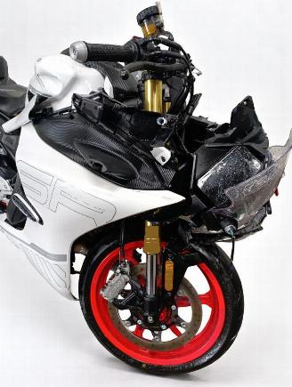 CFMoto  SR 450 picture 7