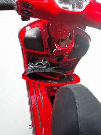 Piaggio  GTS -VESPA picture 9