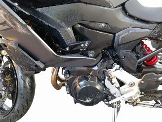 BMW  F 900XR picture 16