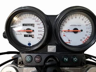 Honda Hornet CB picture 16