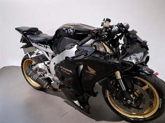 Honda CBR 1000  picture 1