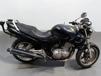 krockskadad bil motor Honda CB 500  1999/9