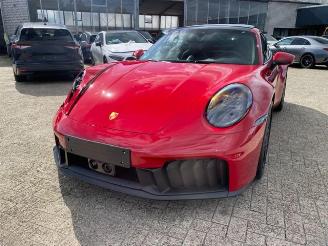 krockskadad bil auto Porsche 911 Carrera 4 GTS T-Hybrid *LIFT - CHRONO -BOSE* 2025/3