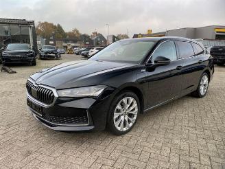 Skoda Superb Combi 1.5 TSI iV L&K *HEAD-UP - PANO-AHK* picture 2