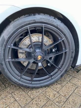 Porsche 911 Carrera 4 GTS T-Hybrid Cabrio *BURMESTER* picture 27