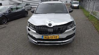 Skoda Karoq 1.5 Autom Sportline dealer auto supernetjes! picture 2