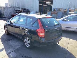 Kia Cee d Cee'd Sporty Wagon (EDF), Combi, 2007 / 2012 1.4 16V picture 7