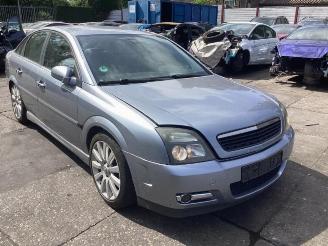 Vrakbiler auto Opel Vectra Vectra C GTS, Hatchback 5-drs, 2002 / 2008 3.2 V6 24V 2004/1