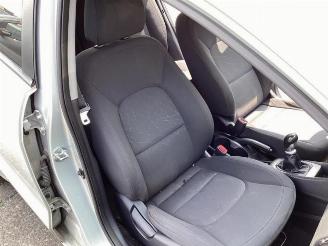 Kia Rio Rio III (UB), Hatchback, 2011 / 2017 1.1 CRDi VGT 12V picture 10