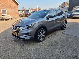 Voiture accidenté Nissan Qashqai 1.2 n  connecta  pano navi 2019/4