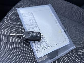 Volkswagen Up! 1.0 UP! AIRCO 5 DEURS BOUWJAAR 2013 RIJDBAAR  2999 EURO picture 14