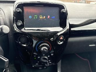 Toyota Aygo 1.0 VVT-iX-CITE BOUWJAAR 2019 LICHTE SCHADE!  6150 EURO picture 13