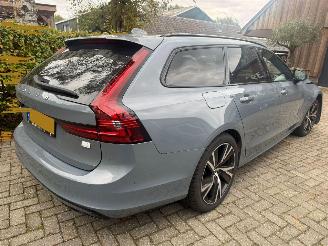 Volvo V-90 2.0 T6 AWD PLUGIN PANO HARMAN/KARDON picture 2