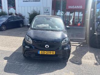 Uttjänta bilar auto Smart Forfour Forfour (453), Hatchback 5-drs, 2014 1.0 12V 2015/4
