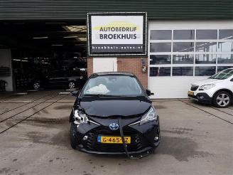 Toyota Yaris Yaris III (P13), Hatchback, 2010 / 2020 1.5 16V Hybrid picture 1