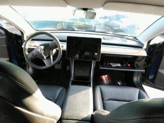 Tesla Model 3 Model 3, Sedan, 2017 Long Range AWD 75 kWh picture 19