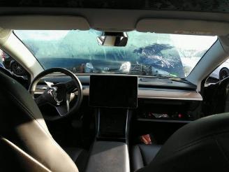 Tesla Model 3 Model 3, Sedan, 2017 Long Range AWD 75 kWh picture 21