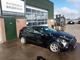 Uttjänta bilar auto Volvo V-40 V40 (MV), Hatchback 5-drs, 2012 / 2019 1.6 T3 GTDi 16V 2012/10